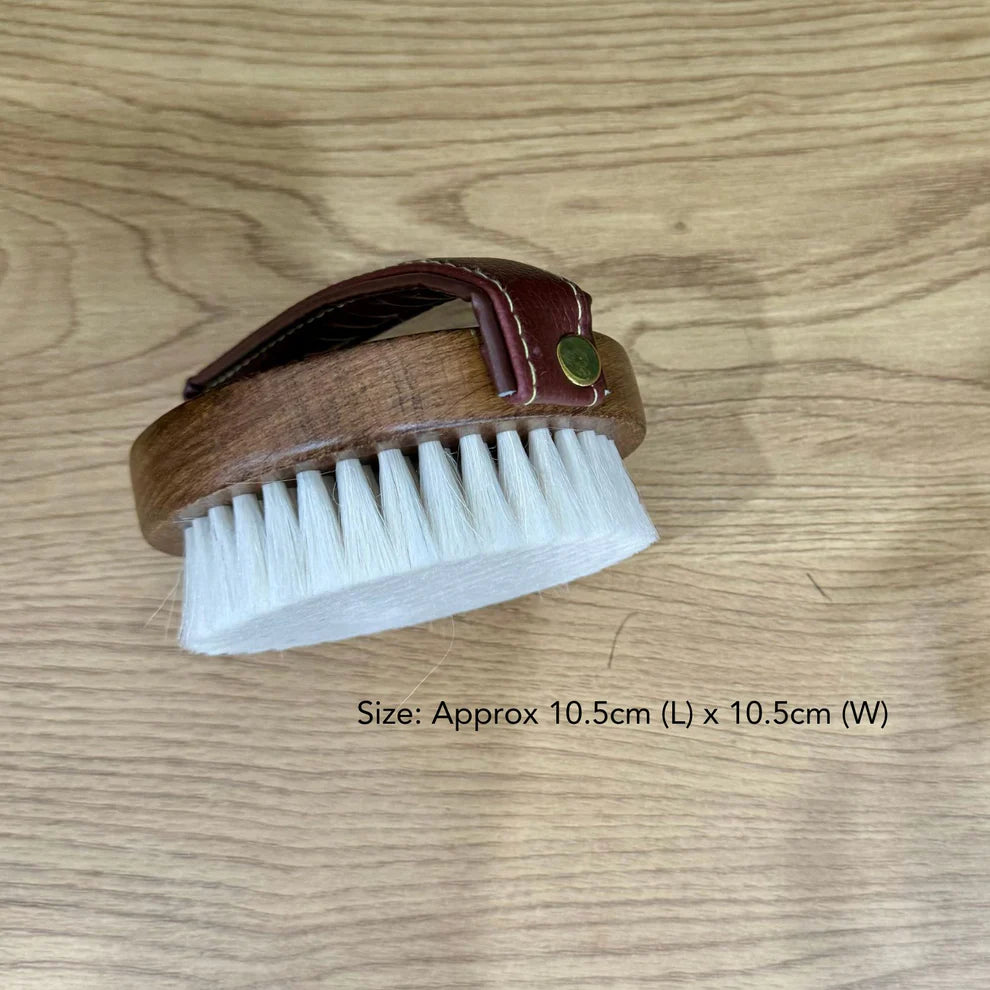 Hairy Pony Face Brush