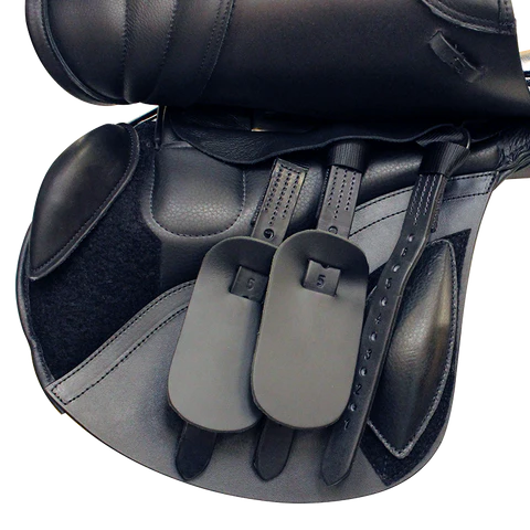 Kent & Masters S Series Jumping Saddle