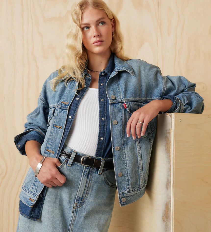 Levi's 90s Ladies Trucker Jacket Soft as Butter Mid – Aitken's