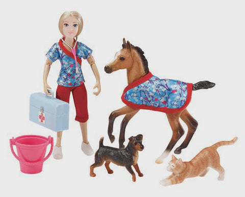 Breyer Freedom Day at the Vet Set