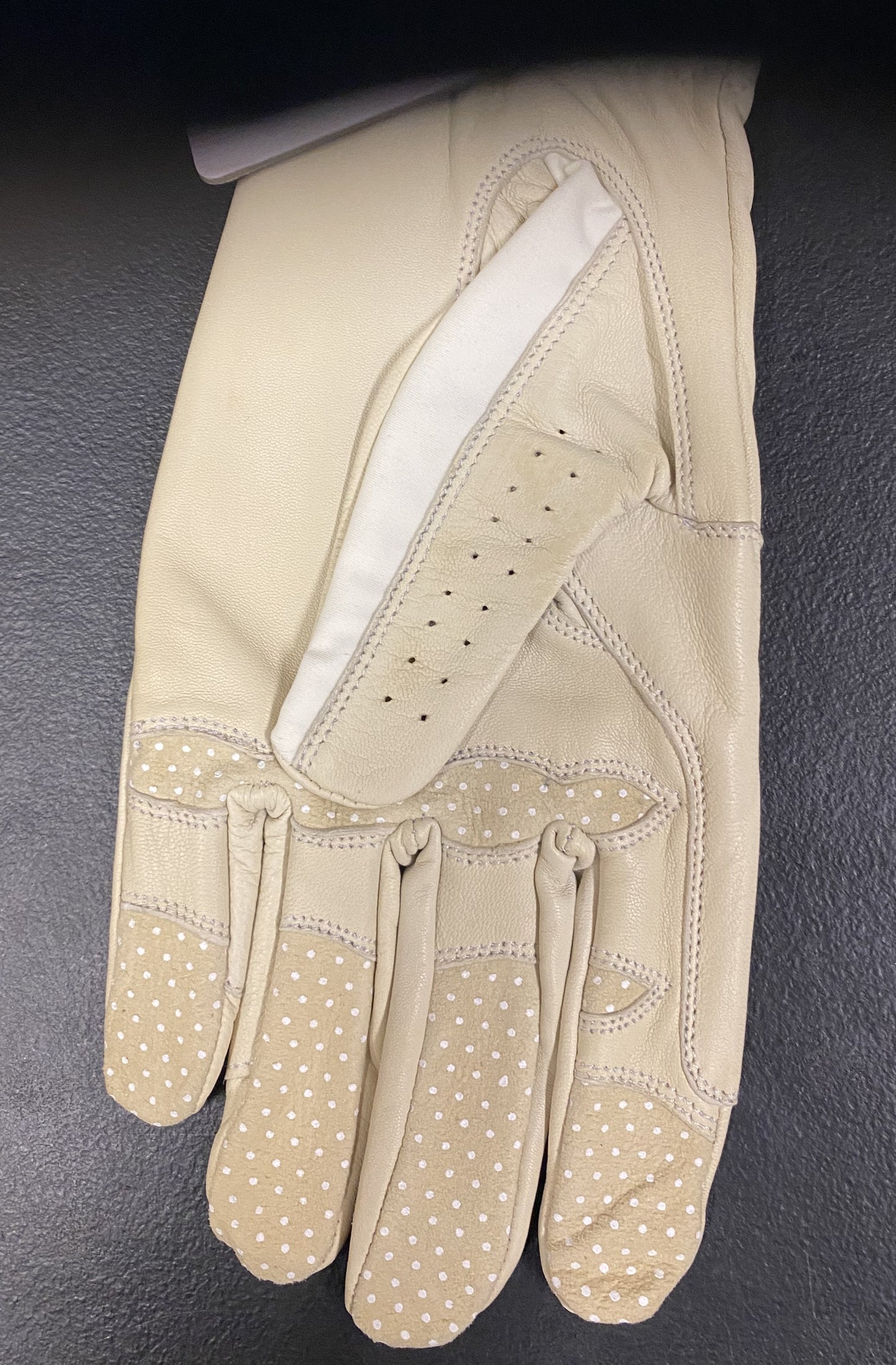 Cavalier Winston Glove Cream