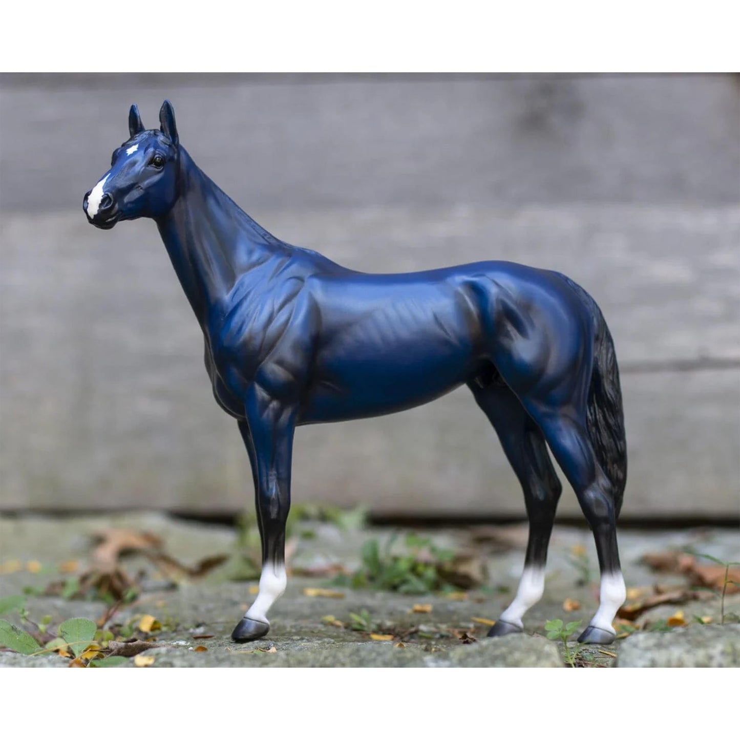 Breyer Traditional Big Lex - Decorator Thoroughbred - Aitken's Saddlery