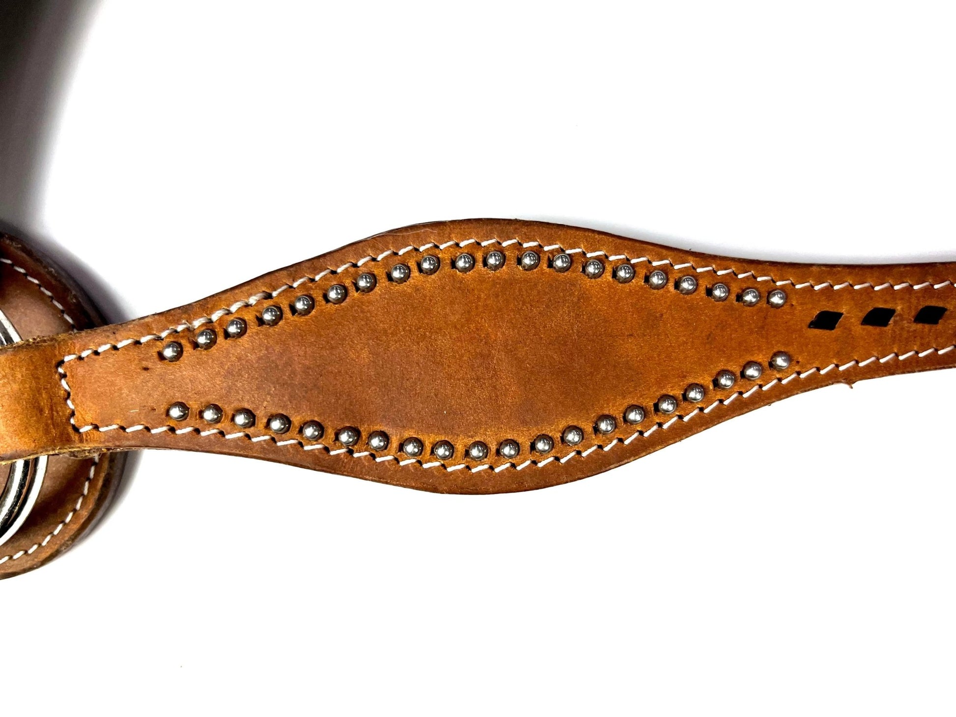 Ezy Ride Breastplate Shaped with Lace and Dots Harness Leather - Aitken's Saddlery