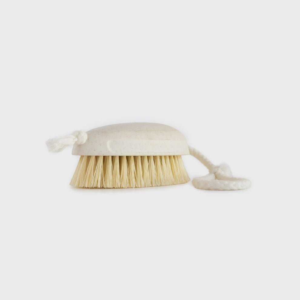 Hairy Pony Wash Bay Brush - Aitken's Saddlery