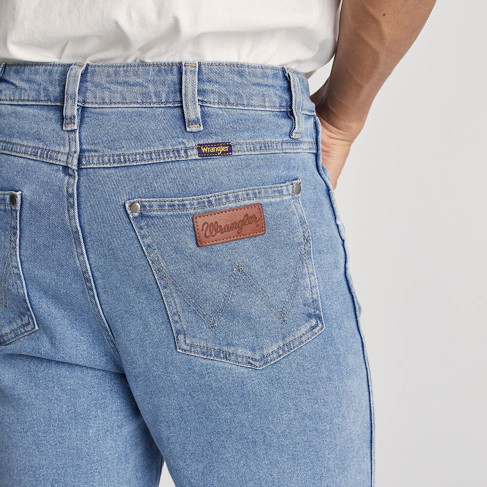 Wrangler Straight Leg Mens Jeans Faded Stone - Aitken's Saddlery