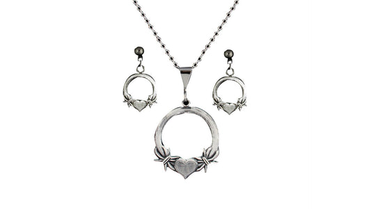 Montana Heart Barbwire Set