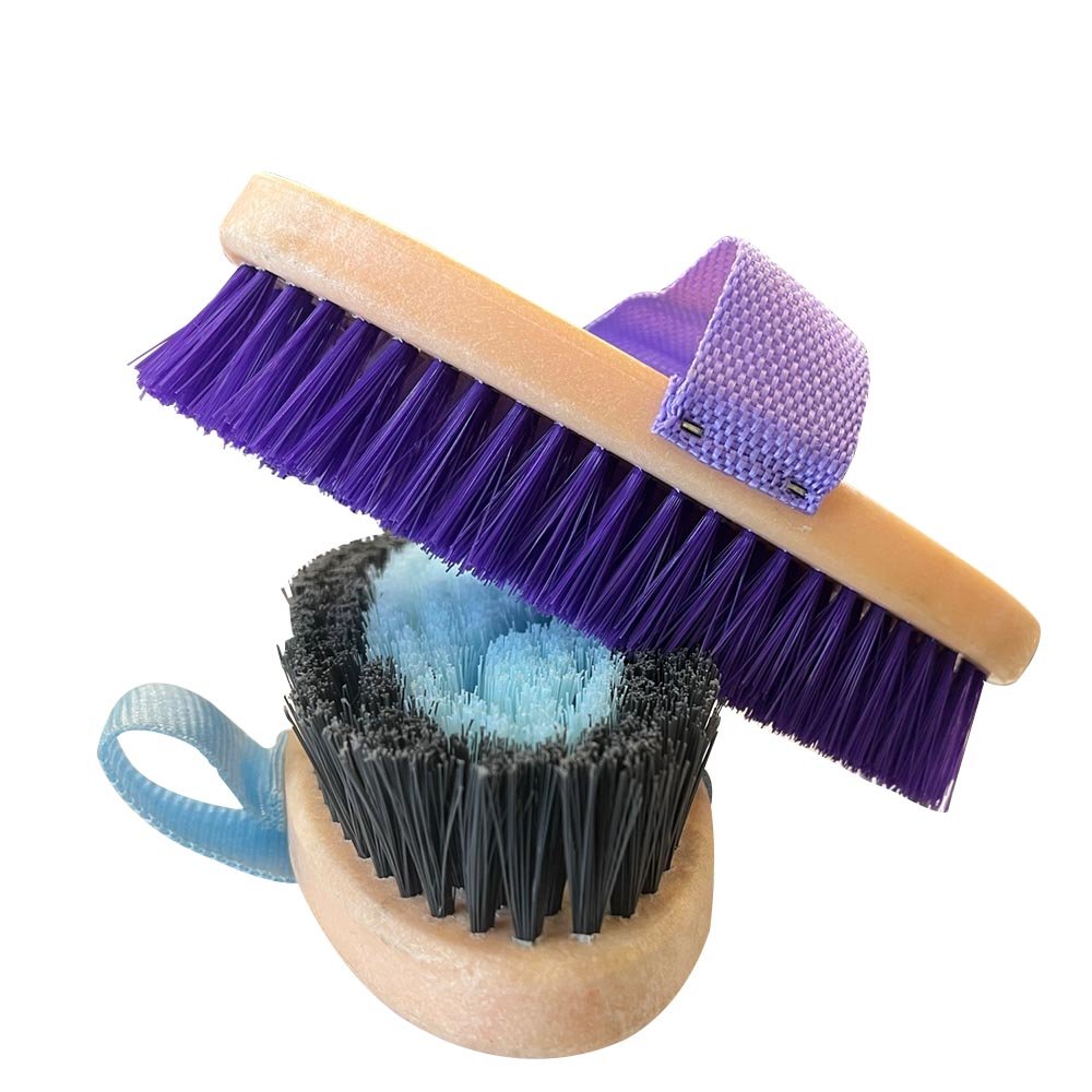 Equerry Medium Body Brush - Aitken's Saddlery