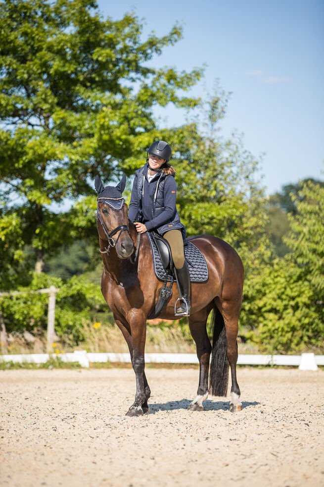 Horze Sandnes Dressage Saddle Pad Very Dark Blue - Aitken's Saddlery