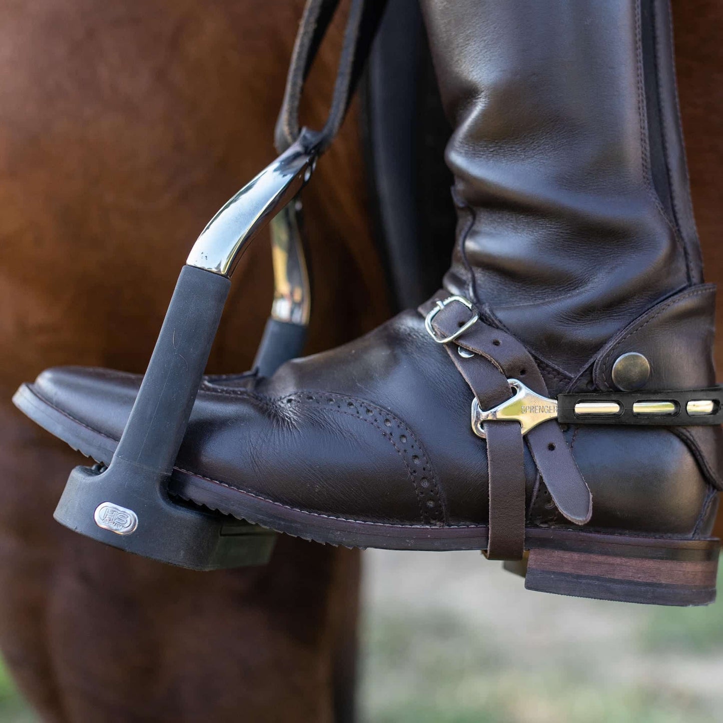 HS Ultra Fit Extra Grip Plain Rowell 30mm Spurs 6 Rowell - Aitken's Saddlery