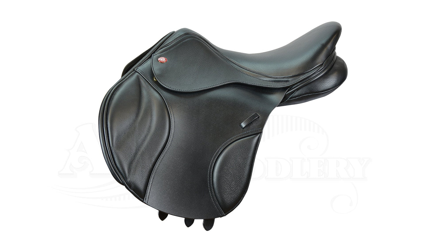 Kent & Masters S Series Jumping Saddle - Aitken's Saddlery