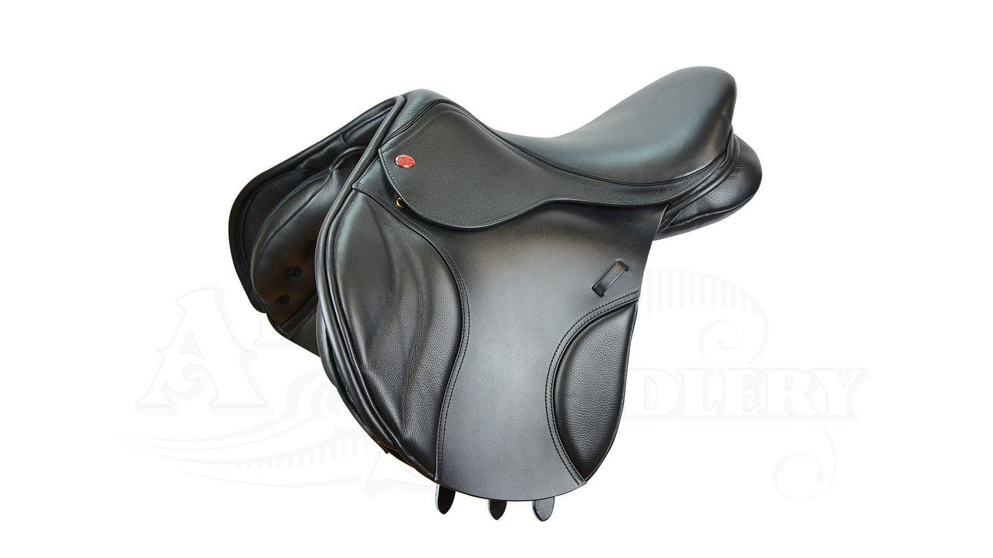 Kent & Masters S Series Jumping Saddle - Aitken's Saddlery